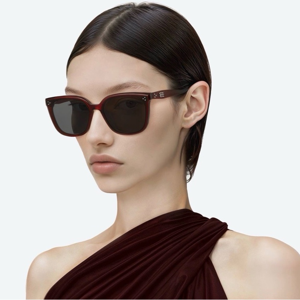 Gentle Monster Loloe Reddish Brown Sunglasses